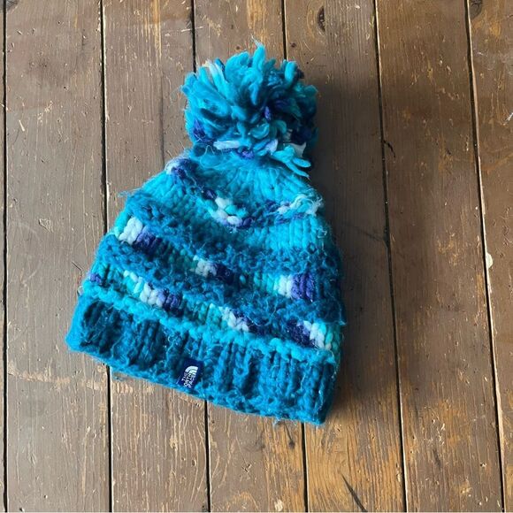 TNF Chunky Pom Pom Beanie - Picture 10 of 10